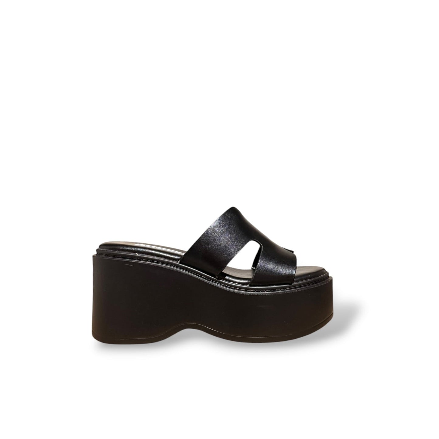 ODA- SANDALIA ZANCO NEGRO